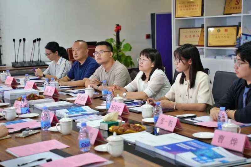 寧波市經(jīng)信局領(lǐng)導(dǎo)王懿棟帶隊(duì)赴深圳走訪調(diào)研數(shù)字經(jīng)濟(jì)相關(guān)行業(yè)協(xié)會(huì)